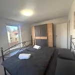 Modern Living, Frisch Renoviertes Im Herzen Von Apartamento