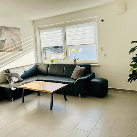 Modern Living, Frisch Renoviertes Im Herzen Von Appartement Marktoberdorf